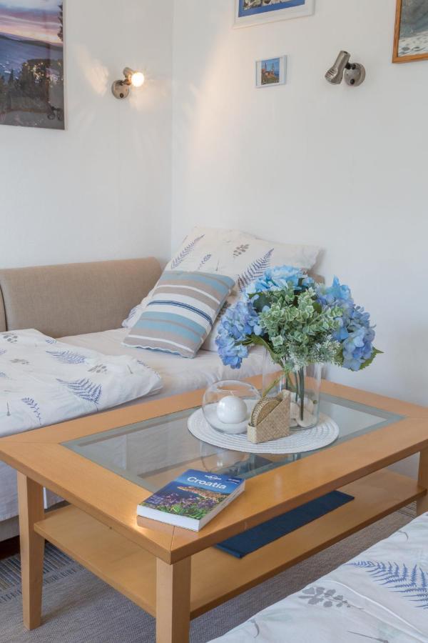 Ferienwohnung So Hvar So Good! Spacious With Terrace Hvar Town Exterior foto