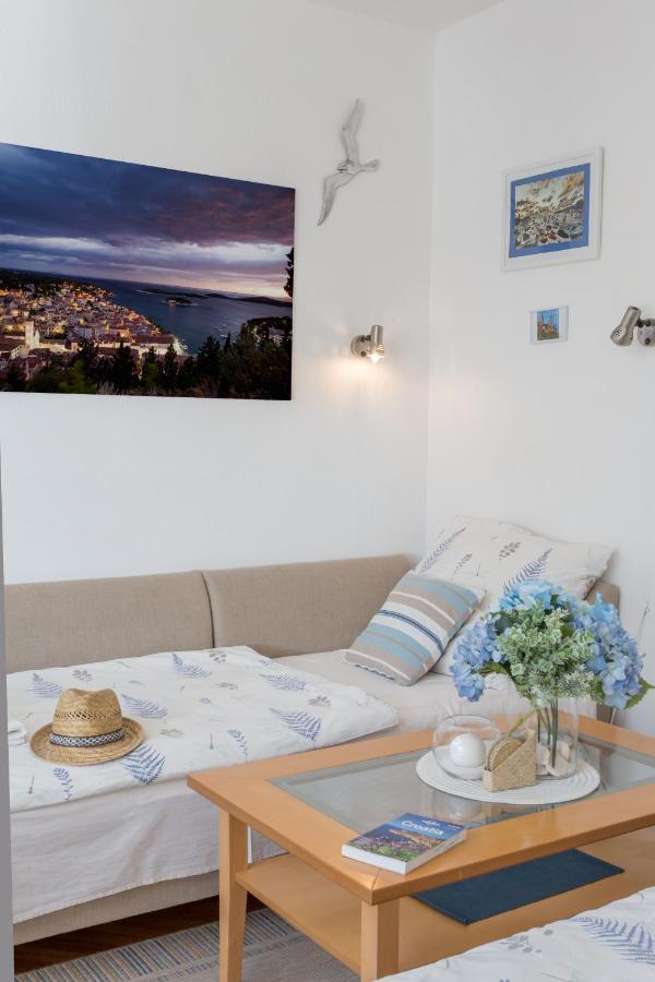 Ferienwohnung So Hvar So Good! Spacious With Terrace Hvar Town Exterior foto