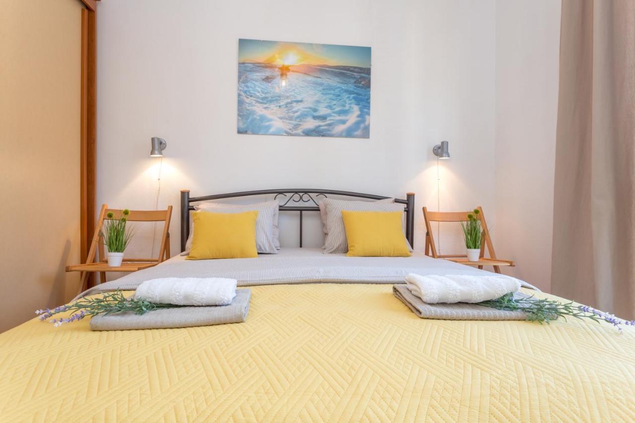 Ferienwohnung So Hvar So Good! Spacious With Terrace Hvar Town Exterior foto